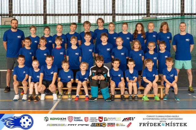Trochu netradičně máme za sebou týmové focení na závěr sezóny, fotografie naleznete na našich webových stránkách v sekci družstev www.fbcfm.cz
děkujeme za spolupráci
@add.amek 

#fbcfmspolecne #fbcspolecne #fbcfm #florbal #florbalfrydekmistek #frydekmistek #team #tym